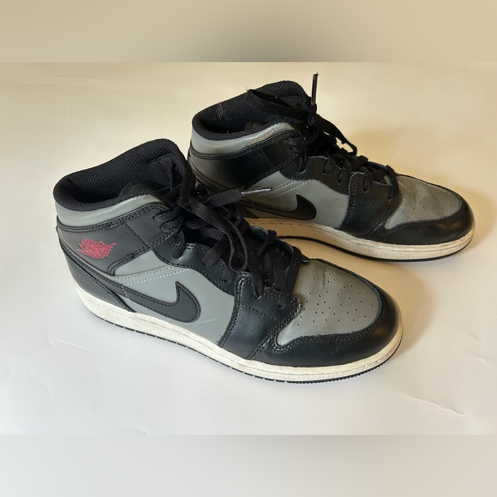 Nike Boy’s Black and Gray Sneakers
